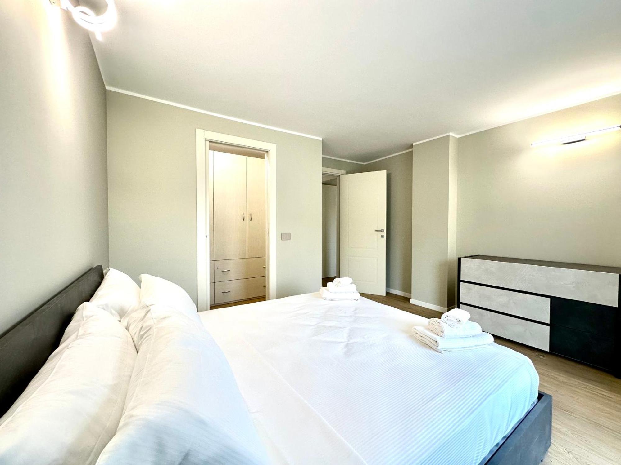 Be-C0 Sempione Luxury Apt Milan Luaran gambar