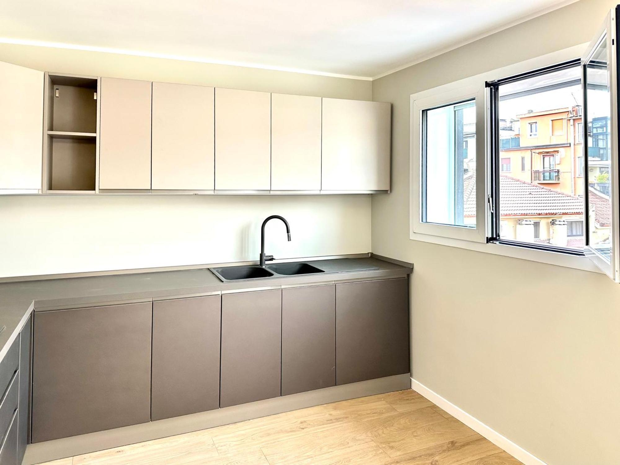Be-C0 Sempione Luxury Apt Milan Luaran gambar