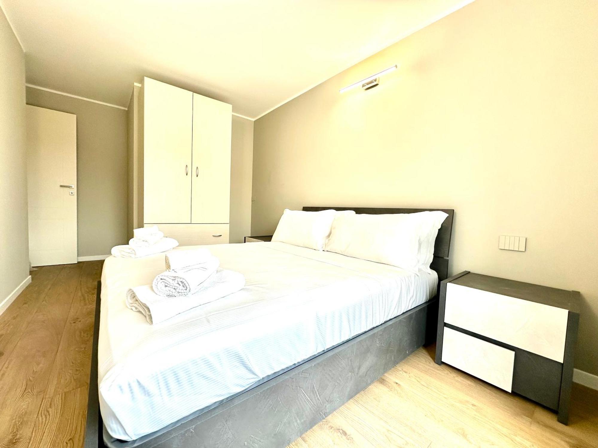Be-C0 Sempione Luxury Apt Milan Luaran gambar
